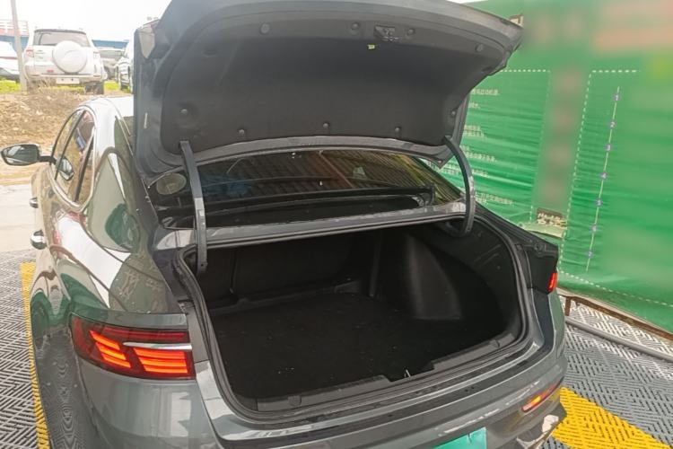 Used Geely Auto Preface 2023 1.5TD Kunlun Edition Trunk