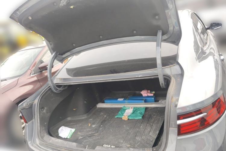 Used Geely Auto Preface 2023 2.0TD Prestige Version Trunk