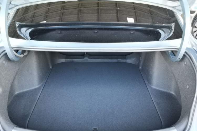 Used Geely Auto Preface 2023 2.0TD "Only This Verdant Green" Edition Trunk
