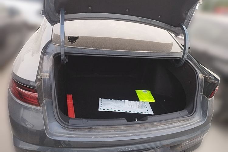 Used Geely Auto Preface 2023 2.0TD Prestige Version Trunk