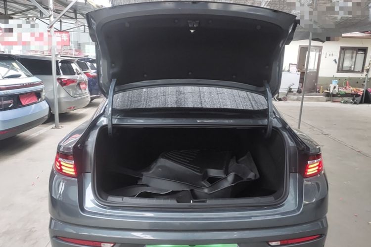 Used Geely Auto Preface 2023 1.5TD Kunlun Edition Trunk