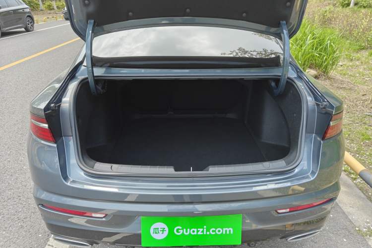 Used Geely Auto Preface 2023 2.0TD Prestige Version Trunk