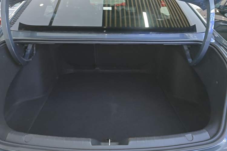 Used Geely Auto Preface 2023 2.0TD Prestige Version Trunk