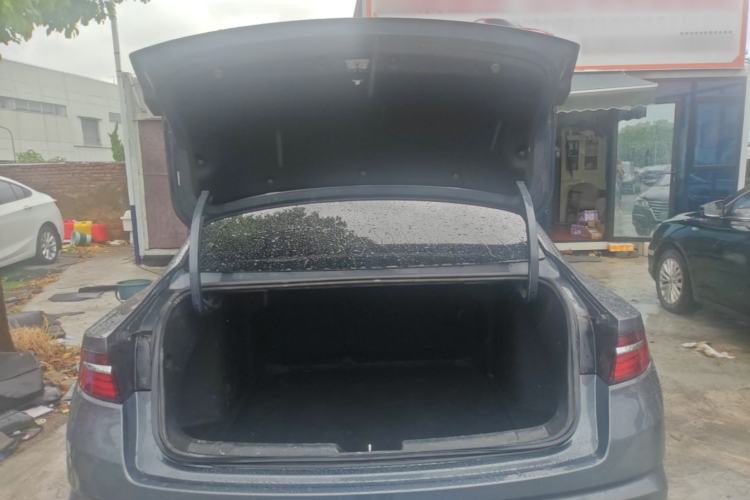 Used Geely Auto Preface 2023 1.5TD Fuyao Version Trunk