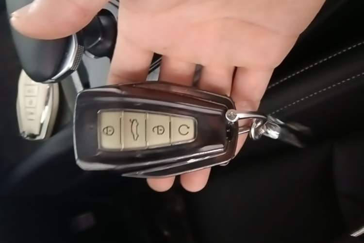 Used Geely Auto Preface 2023 2.0TD Luxury Version Vehicle Key