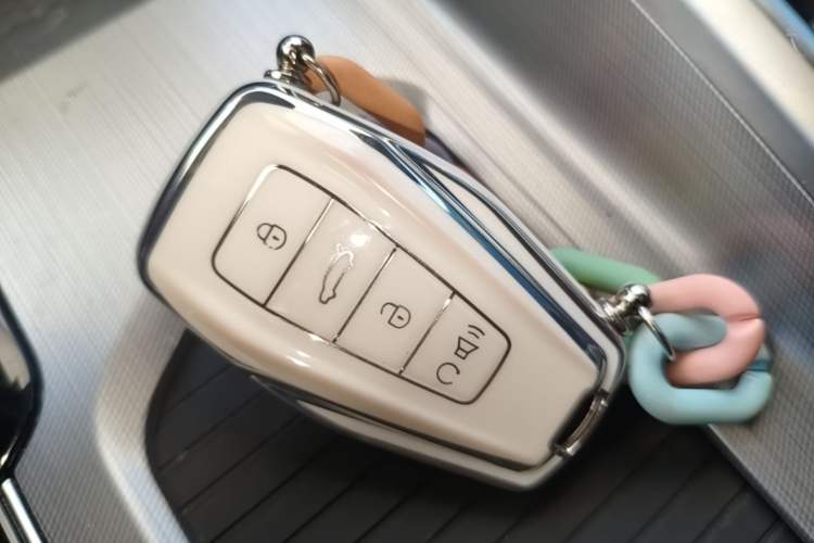 Used Geely Auto Preface 2023 2.0TD Prestige Version Vehicle Key