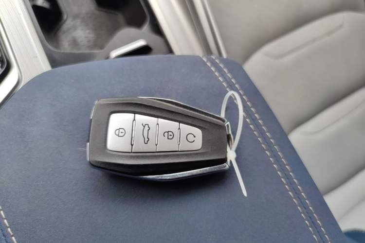 Used Geely Auto Preface 2023 2.0TD Prestige Version Vehicle Key