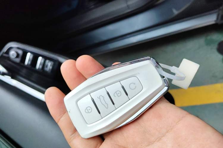 Used Geely Auto Preface 2023 2.0TD Luxury Version Vehicle Key