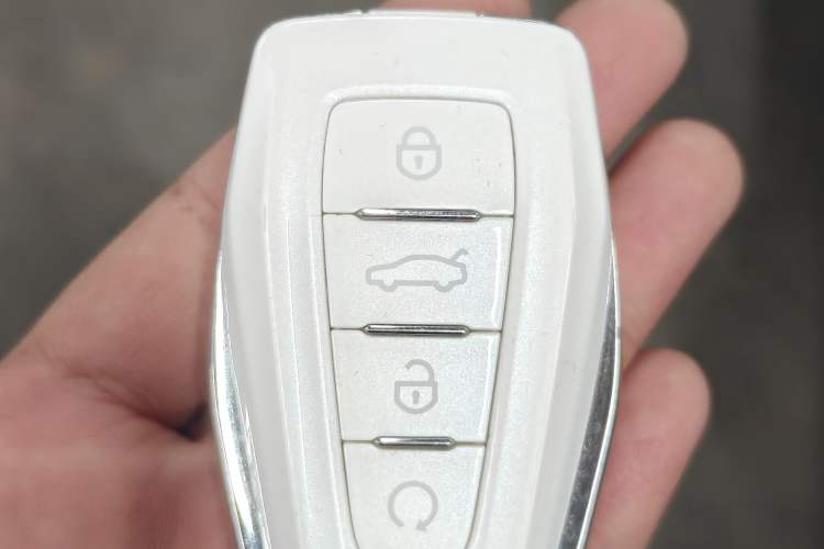 Used Geely Auto Preface 2023 2.0TD Prestige Version Vehicle Key