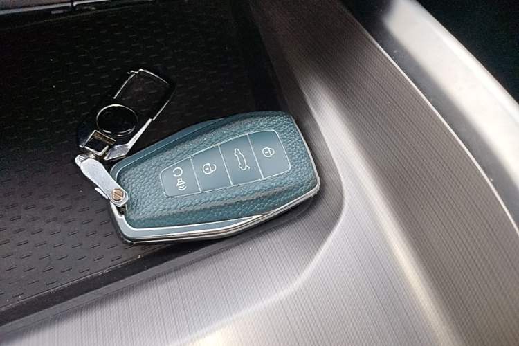 Used Geely Auto Preface 2023 2.0TD Prestige Version Vehicle Key