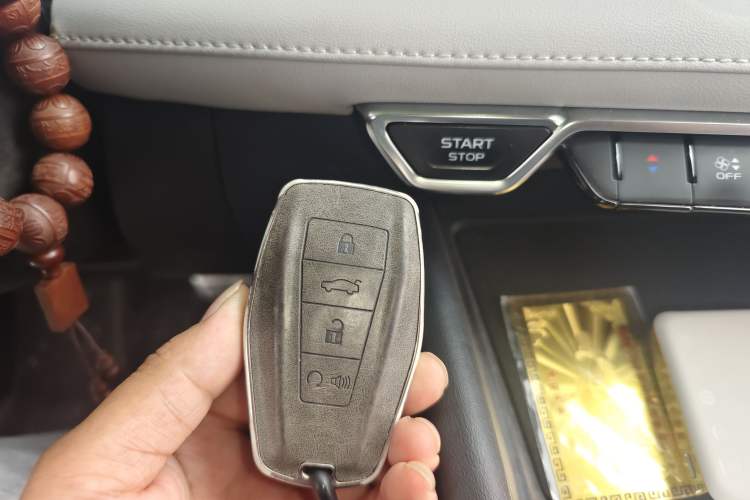 Used Geely Auto Preface 2023 2.0TD Prestige Version Vehicle Key