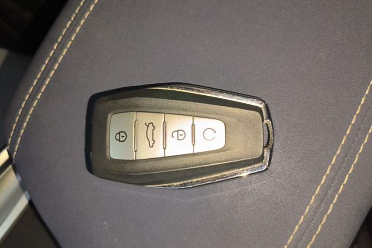 Used Geely Auto Preface 2023 2.0TD Prestige Version Vehicle Key