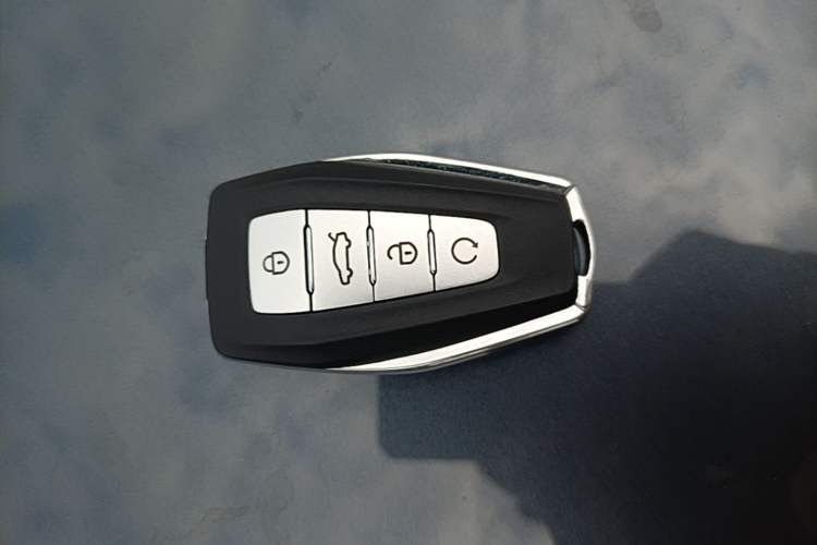 Used Geely Auto Preface 2023 2.0TD Prestige Version Vehicle Key