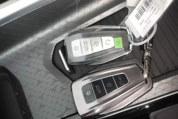 Used Geely Auto Preface 2023 1.5TD Kunlun Edition Vehicle Key