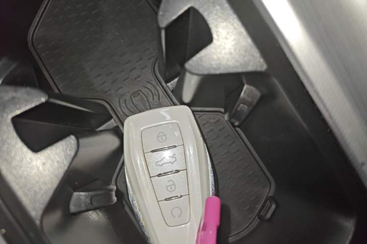Used Geely Auto Preface 2023 2.0TD Prestige Version Vehicle Key