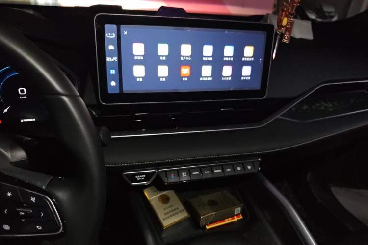 Used Geely Auto Preface 2023 1.5TD Kunlun Edition Audio And AC Panel