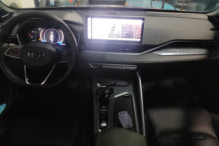 Used Geely Auto Preface 2023 1.5TD Fuyao Version Center Console