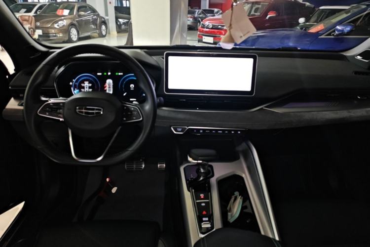 Used Geely Auto Preface 2023 2.0TD "Only This Verdant Green" Edition Center Console
