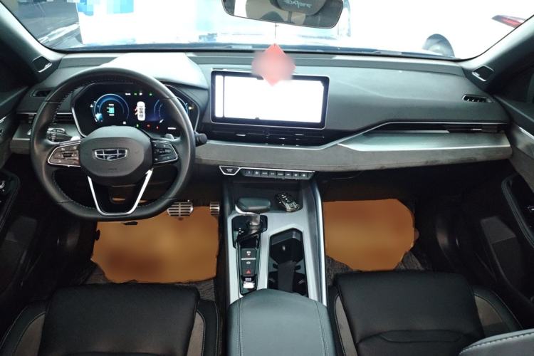 Used Geely Auto Preface 2023 2.0TD "Only This Verdant Green" Edition Center Console