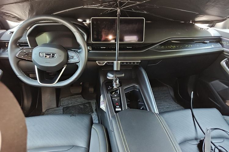 Used Geely Auto Preface 2023 1.5TD Fuyao Version Center Console