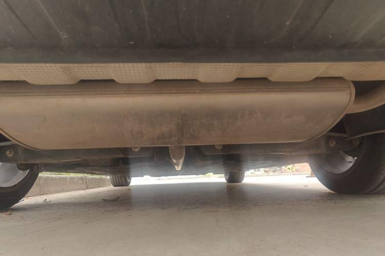 Used Geely Auto Preface 2023 2.0TD "Only This Verdant Green" Edition Chassis Rear