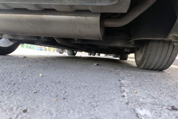 Used Geely Auto Preface 2023 2.0TD "Only This Verdant Green" Edition Chassis Rear Right