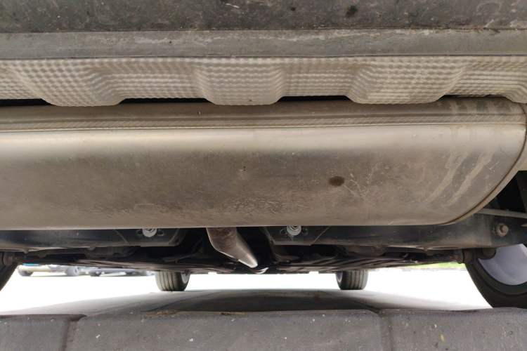Used Geely Auto Preface 2023 2.0TD "Only This Verdant Green" Edition Chassis Rear
