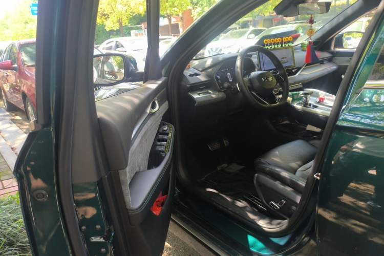 Used Geely Auto Preface 2023 2.0TD "Only This Verdant Green" Edition Driver Seat