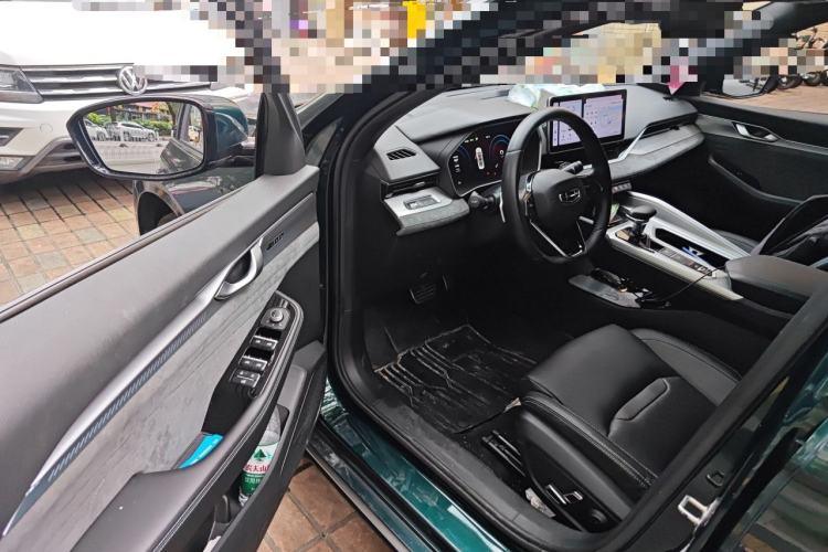 Used Geely Auto Preface 2023 2.0TD "Only This Verdant Green" Edition Driver Seat