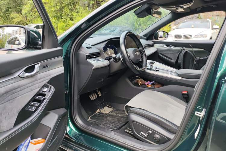 Used Geely Auto Preface 2023 2.0TD "Only This Verdant Green" Edition Driver Seat