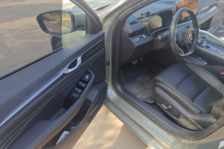 Used Geely Auto Preface 2023 1.5TD Fuyao Version Driver Seat