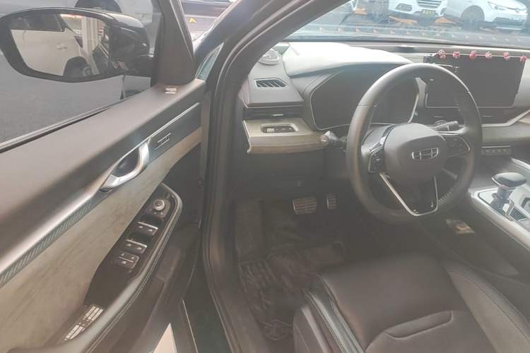 Used Geely Auto Preface 2023 2.0TD "Only This Verdant Green" Edition Driver Seat