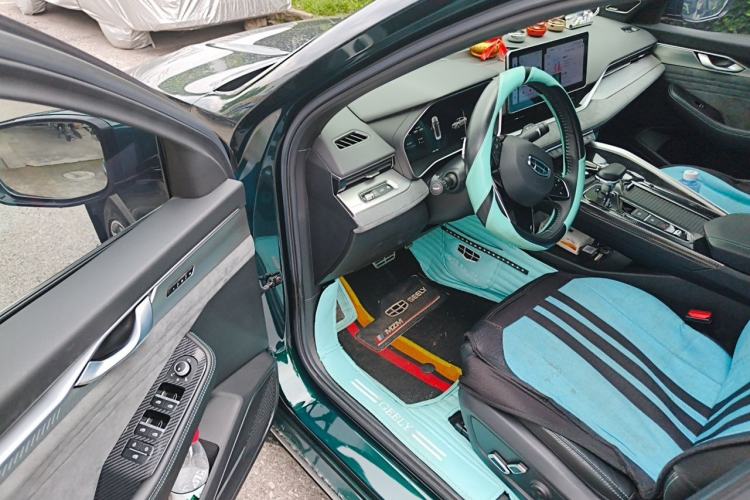 Used Geely Auto Preface 2023 2.0TD "Only This Verdant Green" Edition Driver Seat