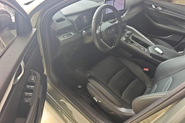 Used Geely Auto Preface 2023 1.5TD Kunlun Edition Driver Seat