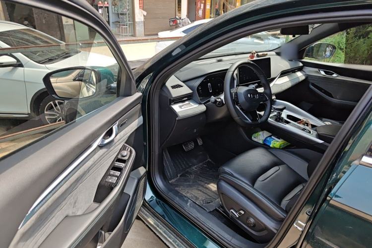 Used Geely Auto Preface 2023 2.0TD "Only This Verdant Green" Edition Driver Seat