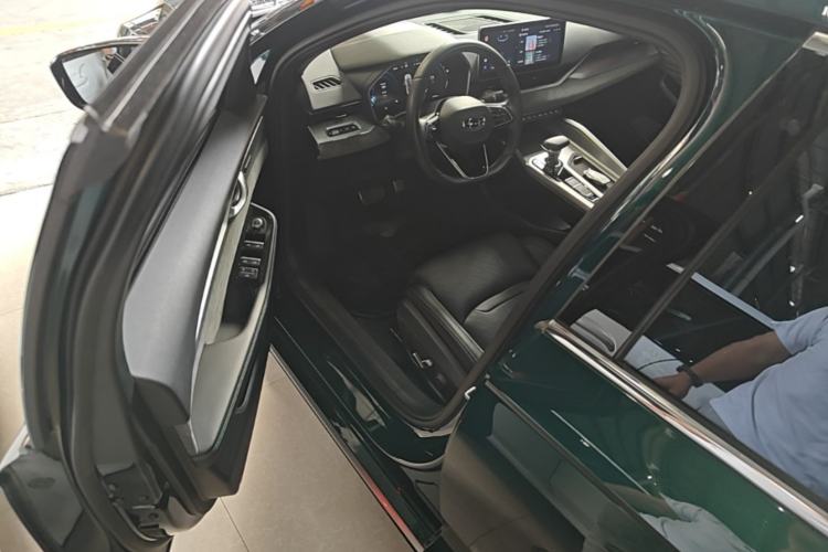 Used Geely Auto Preface 2023 2.0TD "Only This Verdant Green" Edition Driver Seat