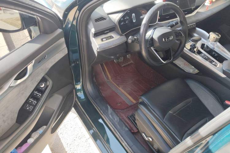 Used Geely Auto Preface 2023 2.0TD "Only This Verdant Green" Edition Driver Seat