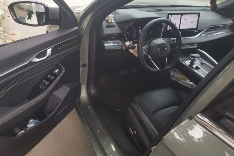 Used Geely Auto Preface 2023 1.5TD Fuyao Version Driver Seat