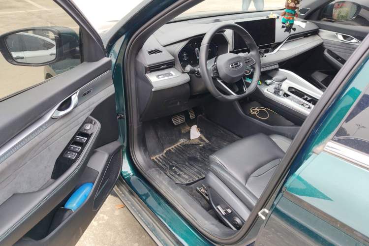 Used Geely Auto Preface 2023 2.0TD "Only This Verdant Green" Edition Driver Seat
