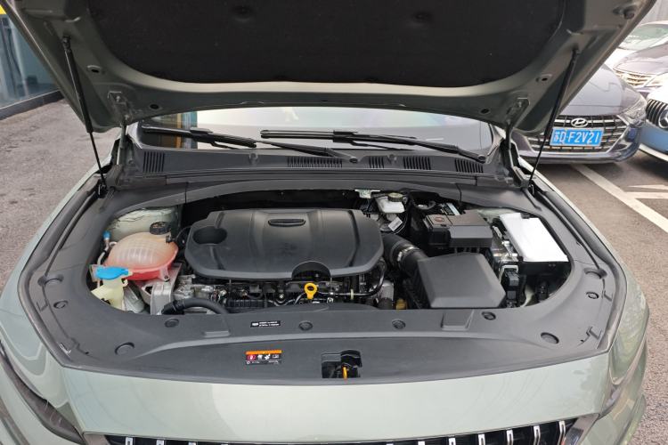 Used Geely Auto Preface 2023 1.5TD Fuyao Version Engine Bay