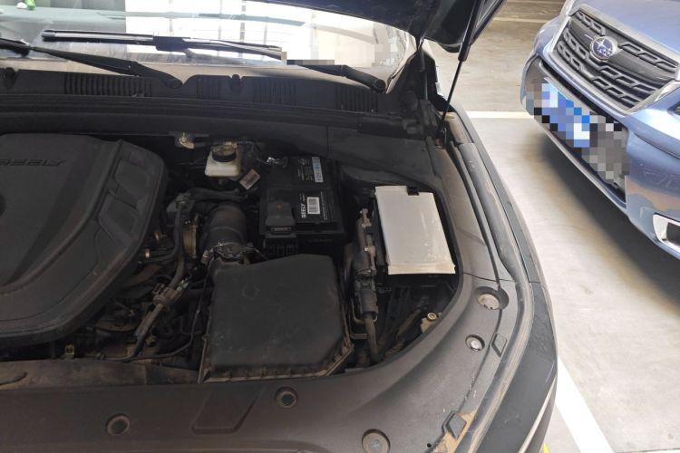 Used Geely Auto Preface 2023 2.0TD "Only This Verdant Green" Edition Engine Bay Left