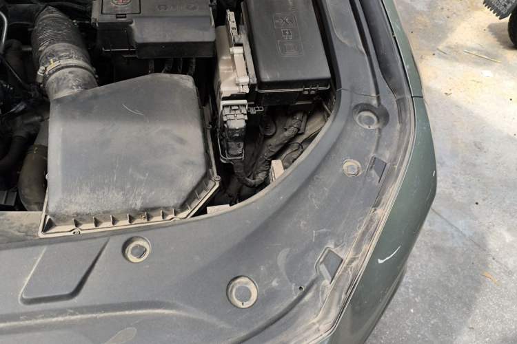 Used Geely Auto Preface 2023 1.5TD Fuyao Version Engine Bay Left