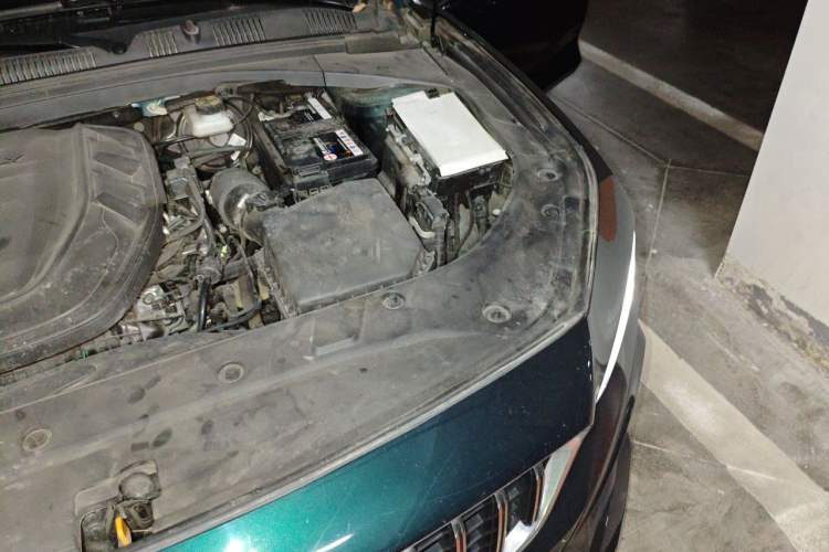 Used Geely Auto Preface 2023 2.0TD "Only This Verdant Green" Edition Engine Bay Left