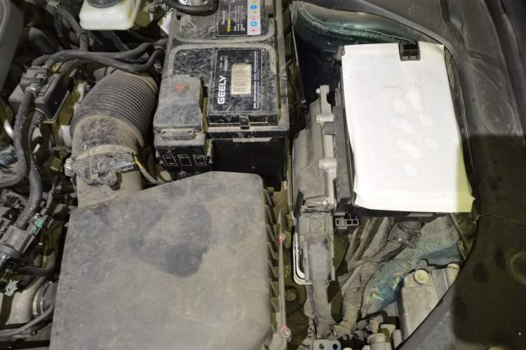 Used Geely Auto Preface 2023 2.0TD "Only This Verdant Green" Edition Engine Bay Left