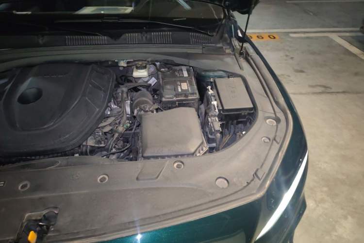 Used Geely Auto Preface 2023 2.0TD "Only This Verdant Green" Edition Engine Bay Left