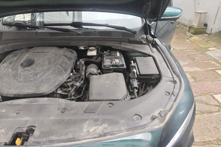 Used Geely Auto Preface 2023 2.0TD "Only This Verdant Green" Edition Engine Bay Left