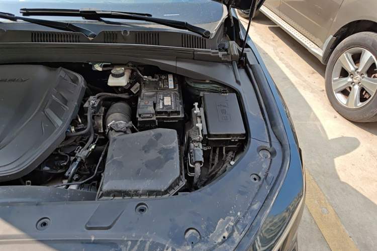 Used Geely Auto Preface 2023 2.0TD "Only This Verdant Green" Edition Engine Bay Left