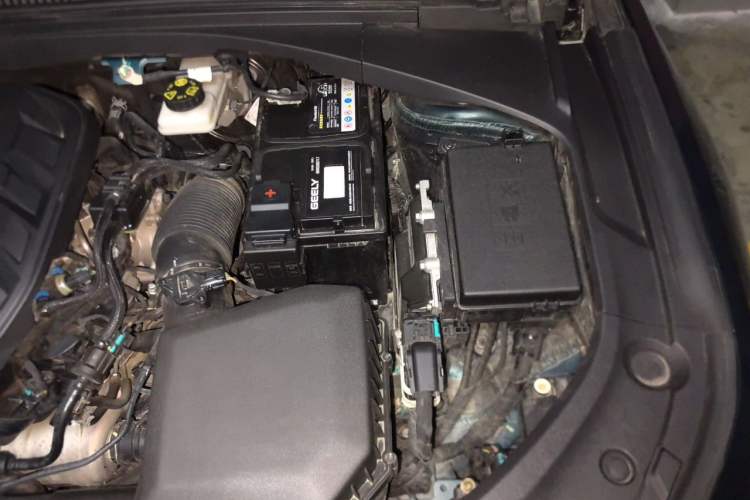 Used Geely Auto Preface 2023 2.0TD "Only This Verdant Green" Edition Engine Bay Left