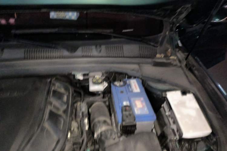 Used Geely Auto Preface 2023 2.0TD "Only This Verdant Green" Edition Engine Bay Left