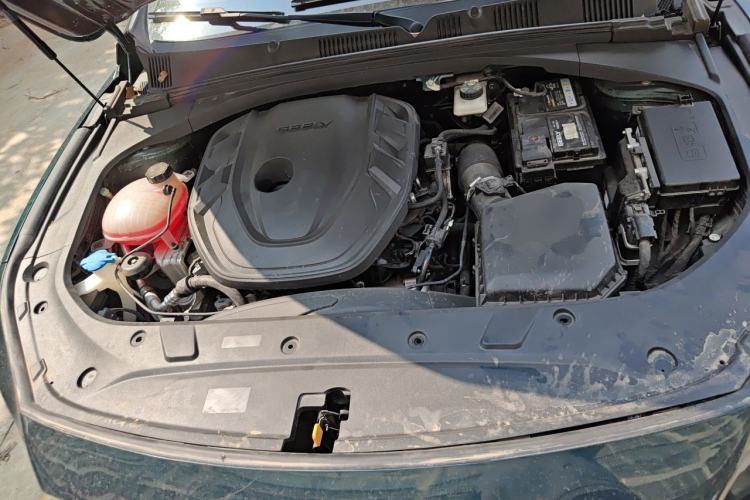Used Geely Auto Preface 2023 2.0TD "Only This Verdant Green" Edition Engine Bay